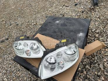 Farovi za Volkswagen Touran od 2004. do 2006. god.