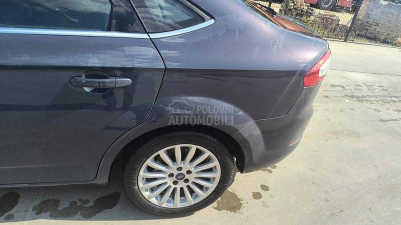Ford Mondeo 