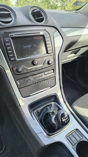 Ford Mondeo 