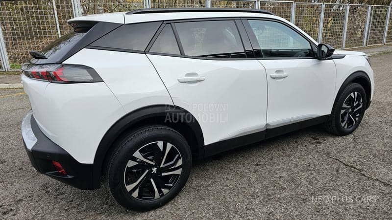 Peugeot 2008 1.5d 130 ALLURE
