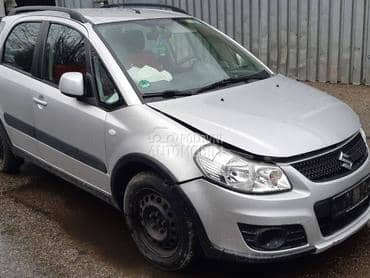 Suzuki SX4 2013 -  kompletan auto u delovima