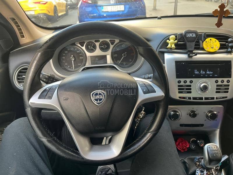 Lancia Delta 1.6mtj