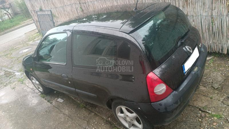 Renault Clio ZA POCETNIKE