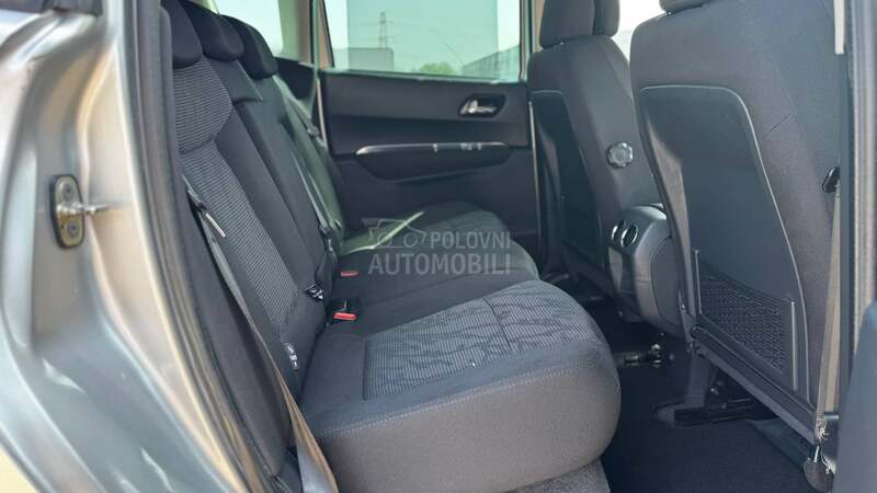 Peugeot 3008 1.6 allure pano nav