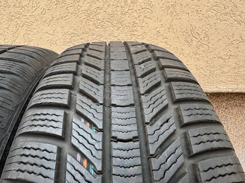 Continental 215/65 R17 Zimska