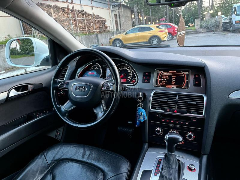 Audi Q7 3.0 TDI S-LINE/LED