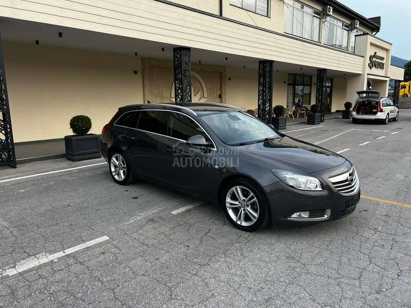 Opel Insignia 