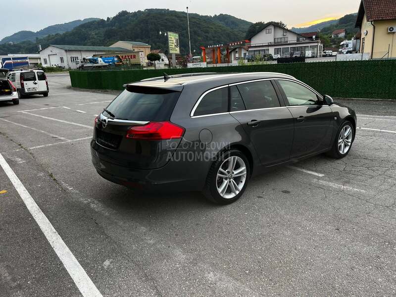 Opel Insignia 