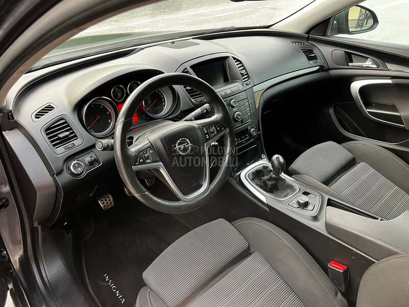 Opel Insignia 