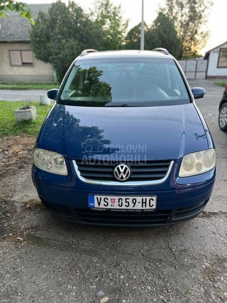 Volkswagen Touran 