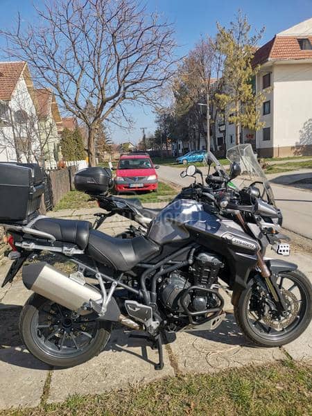 Triumph TIGER EXPLORER 1200
