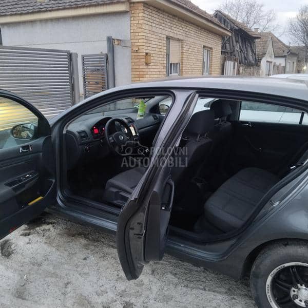 Volkswagen Golf 5 