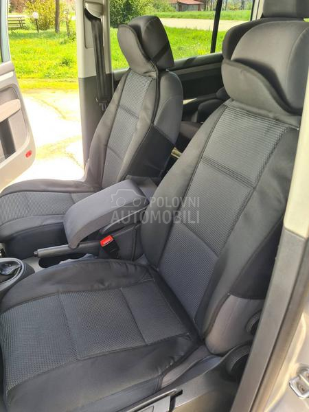 Volkswagen Touran Boce do 2032
