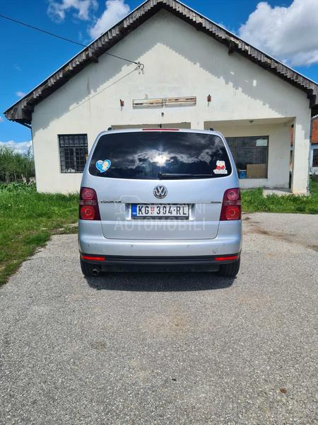 Volkswagen Touran Boce do 2032