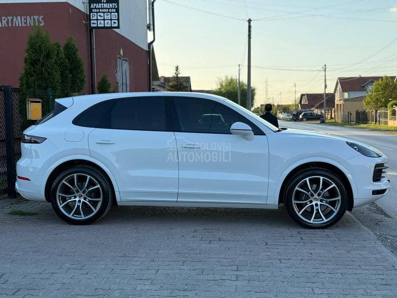 Porsche Cayenne 3.0