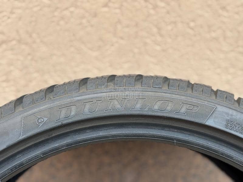 Dunlop 235/35 R19 Zimska