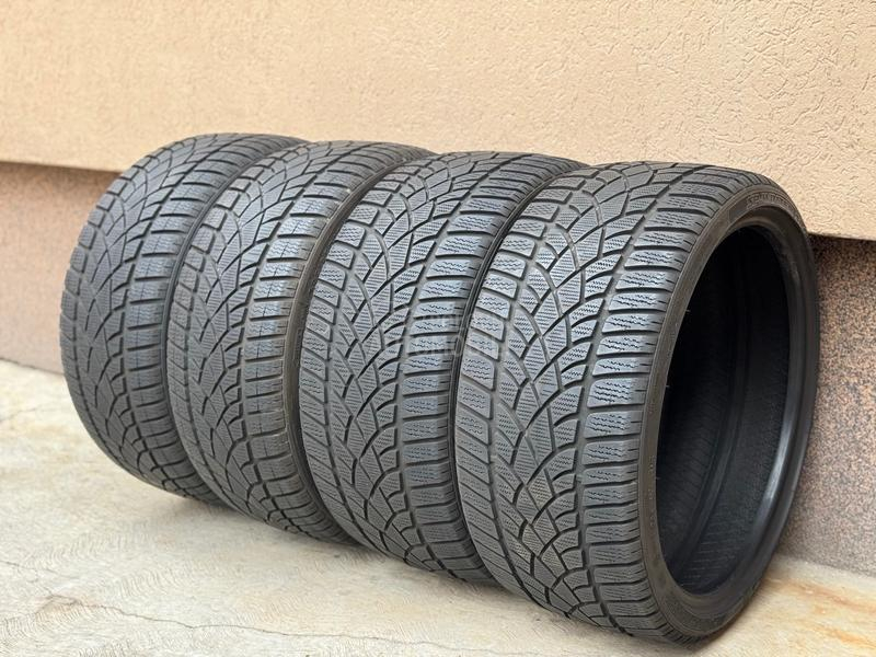 Dunlop 235/35 R19 Zimska