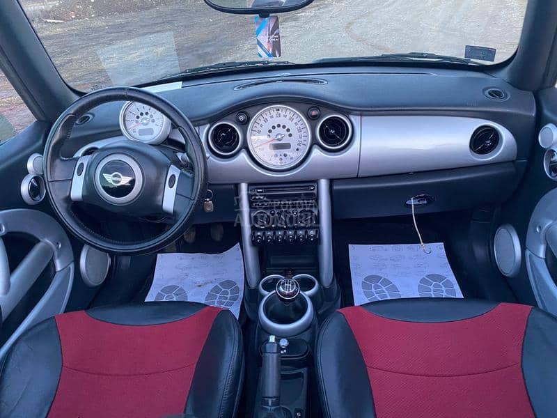 MINI One 
