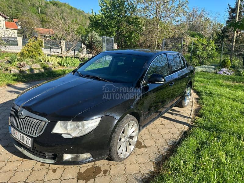 Škoda Superb 