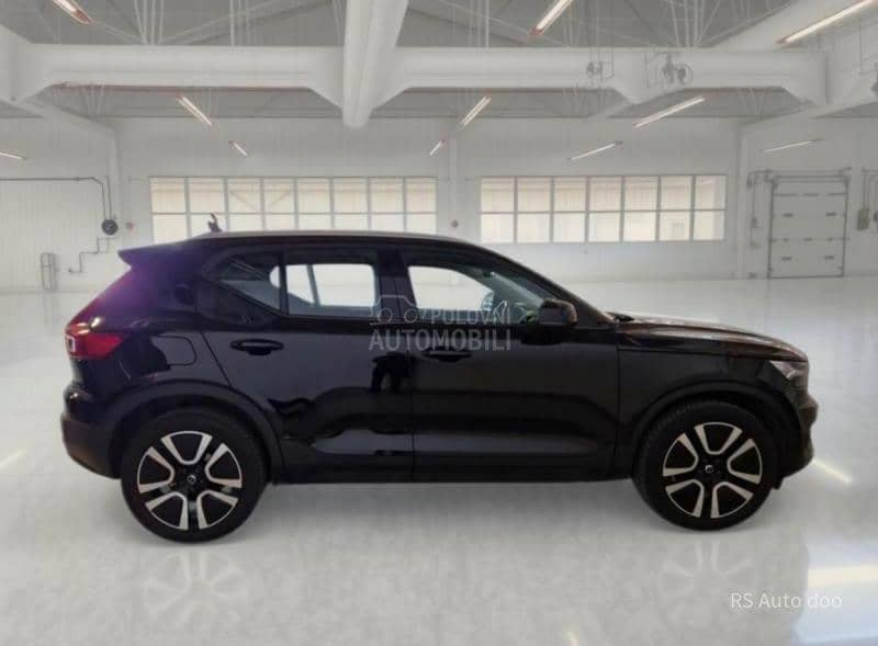 Volvo XC40 2,0D Black edit