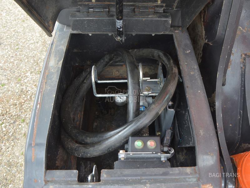 Hitachi ZX240N/5B