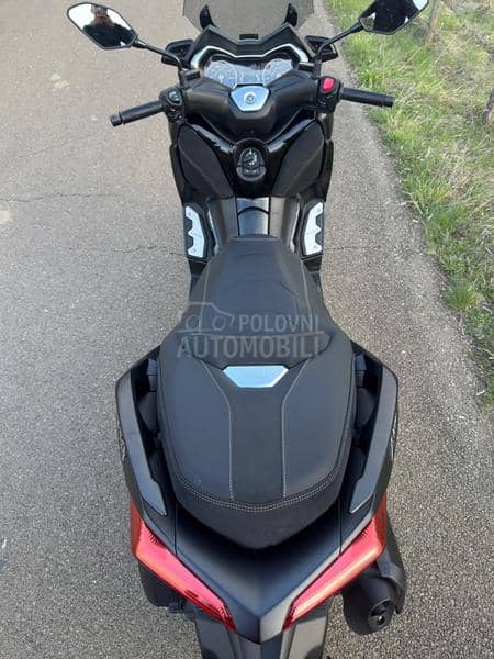 Yamaha X MAX 300 IRON MAX
