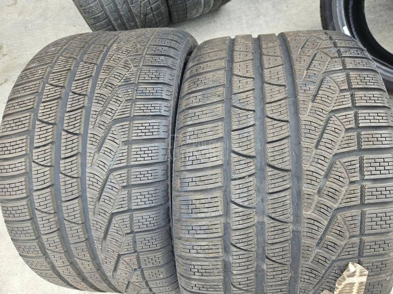 Pirelli 295/30 R20 Zimska