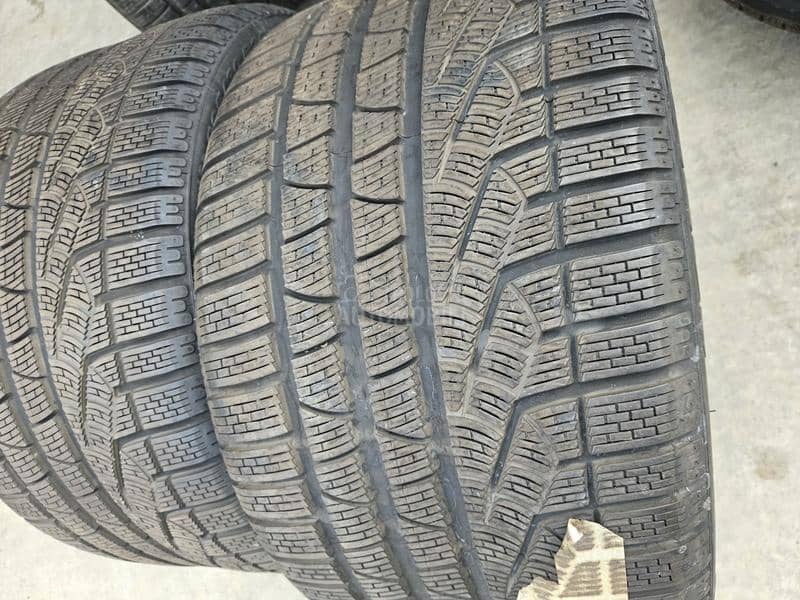 Pirelli 295/30 R20 Zimska