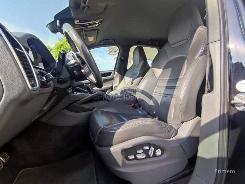 Porsche Cayenne S 3.0