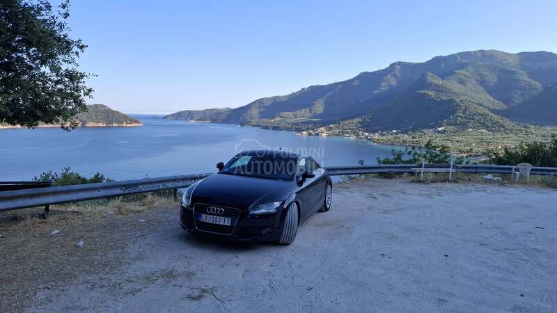 Audi TT 