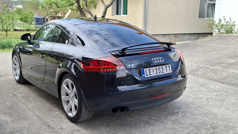 Audi TT 