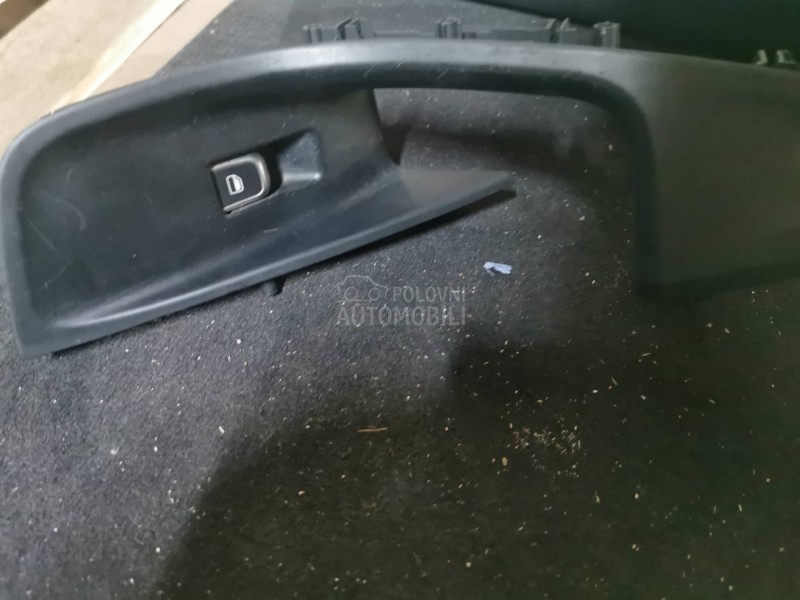 prekidač podizača.