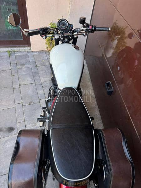 Triumph Bonneville T100