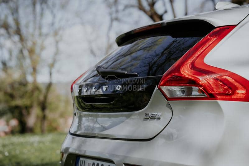 Volvo V40 INSCRIPTION