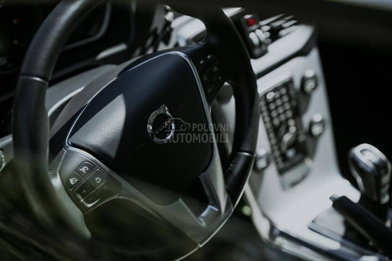 Volvo V40 INSCRIPTION