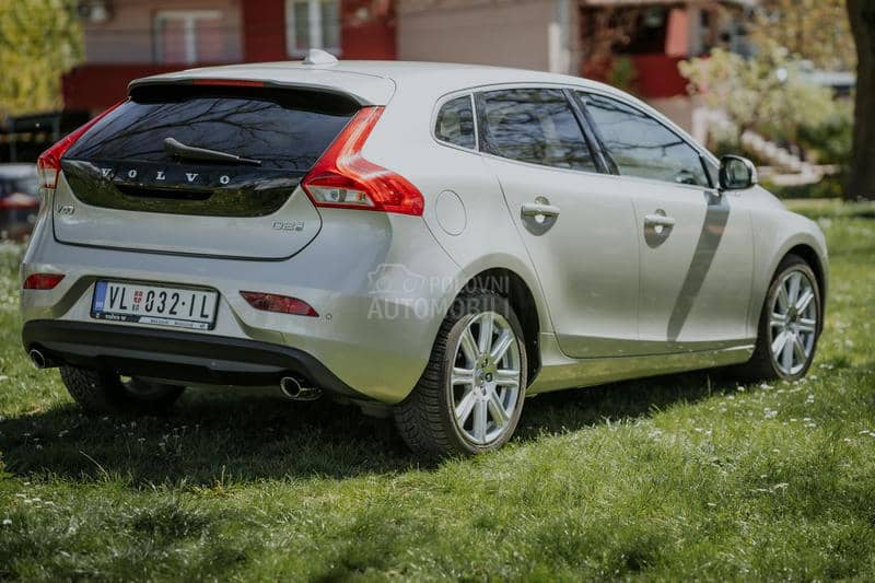 Volvo V40 INSCRIPTION