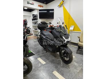 Kymco Skytown 125