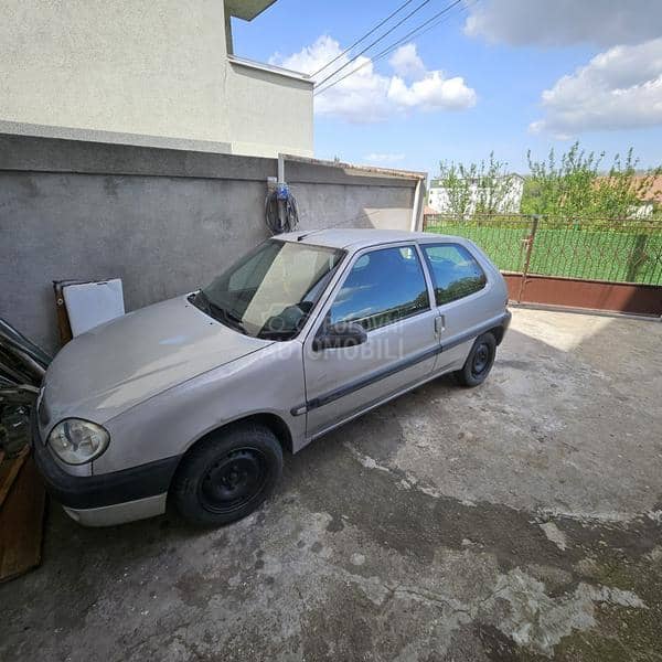 Citroen Saxo 