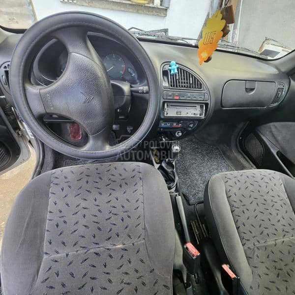 Citroen Saxo 