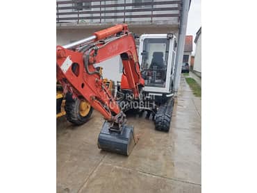 Kubota KX121