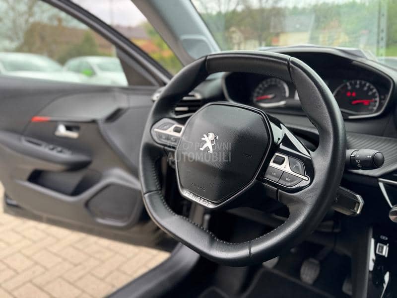 Peugeot 208 BUSINESS 1.5 HDi