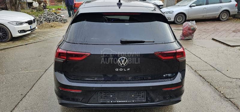 Volkswagen Golf 8 1.0 etsi