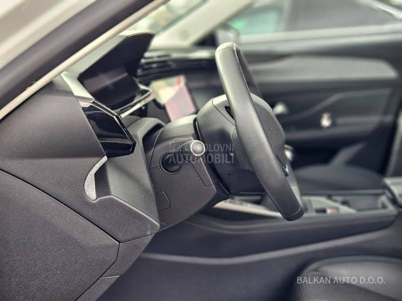 Peugeot 308 1.5 HDI/ALLURE/NAV