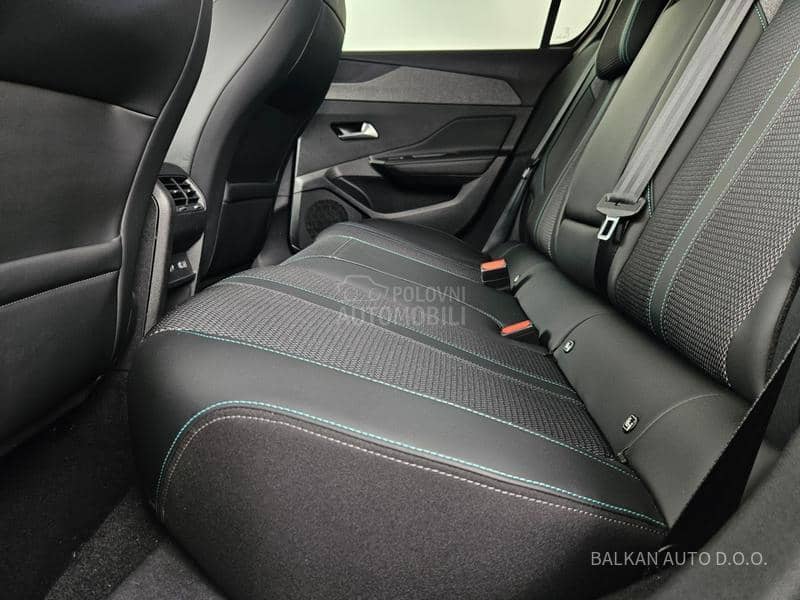 Peugeot 308 1.5 HDI/ALLURE/NAV