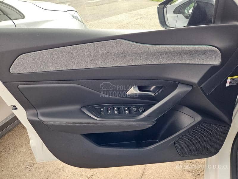 Peugeot 308 1.5 HDI/ALLURE/NAV