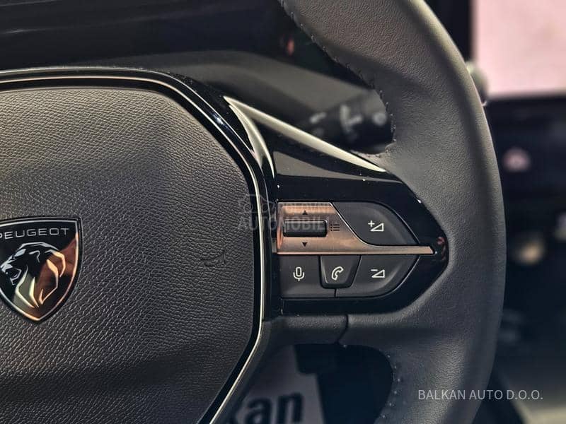 Peugeot 308 1.5 HDI/ALLURE/NAV