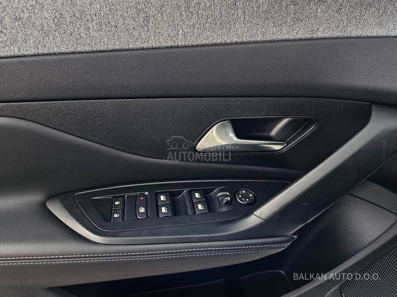 Peugeot 308 1.5 HDI/ALLURE/NAV