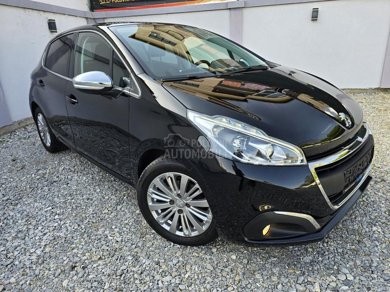 Peugeot 208 1.2 PURETECH ALLURE