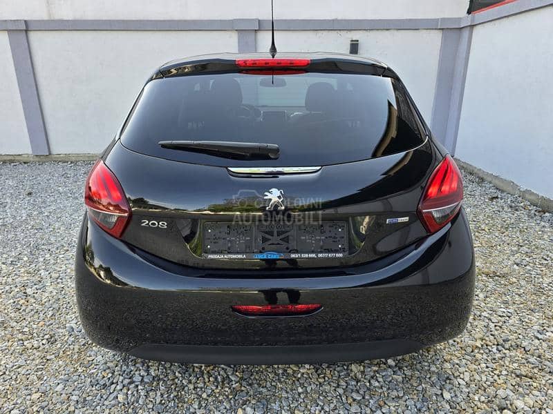 Peugeot 208 1.2 PURETECH ALLURE