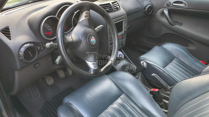 Alfa Romeo 147 1.6